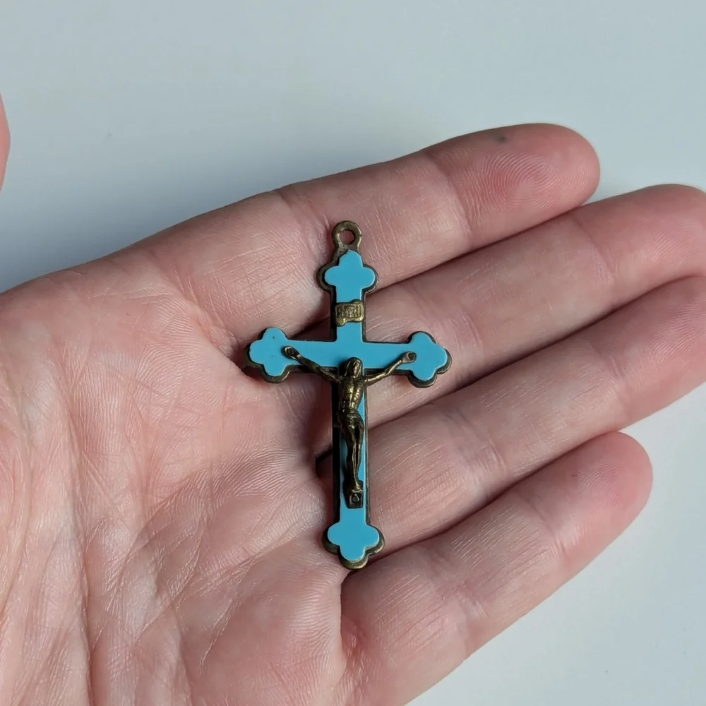Antique crucifix Jesus on the cross necklace pendant charm, early 1900s - Picture 13 of 14